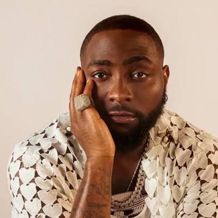 Davido Says Soldiers Are Trying to Stop Him From Entering Osun
